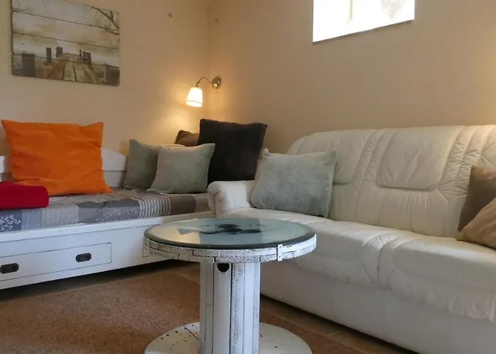 Weissevilla Friedrichsbrunn Solide Apartment Thale