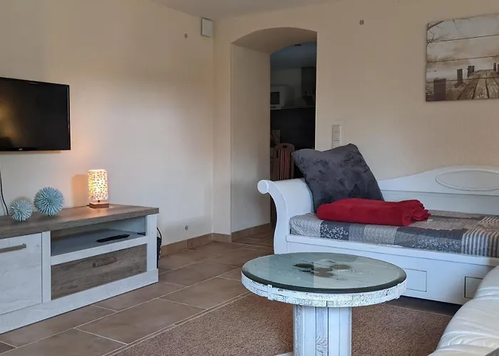 Weissevilla Friedrichsbrunn Solide